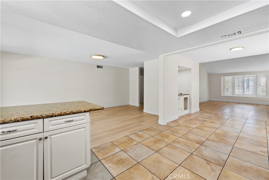 MLS #PW25272973 image #12