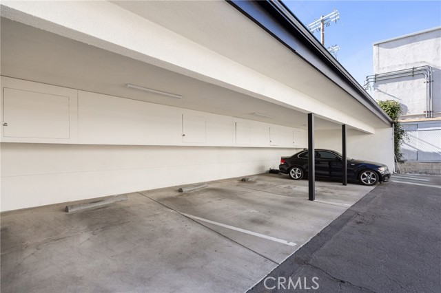 Detail Gallery Image 16 of 17 For 13018 Valleyheart Dr #4,  Studio City,  CA 91604 - 1 Beds | 1 Baths
