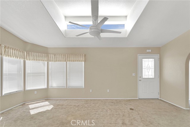 Detail Gallery Image 10 of 30 For 13393 Mariposa Rd. #53,  Victorville,  CA 92392 - 2 Beds | 2 Baths