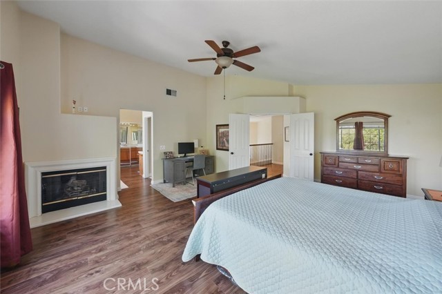 23405 Winslow Place, Valencia CA: https://media.crmls.org/medias/10f98954-df7c-4cbd-a5f1-29b81cc86860.jpg