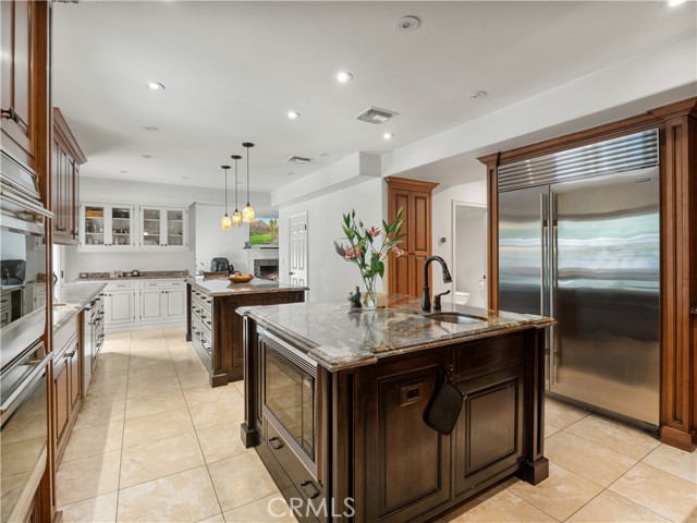 Detail Gallery Image 16 of 46 For 26675 Macmillan Ranch Rd, Canyon Country,  CA 91387 - 5 Beds | 4/1 Baths