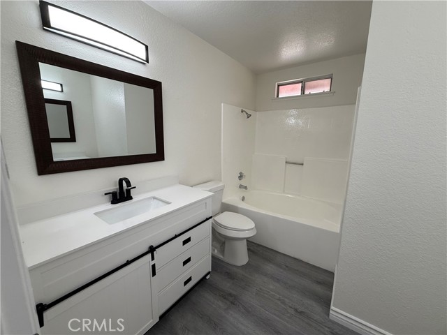 Detail Gallery Image 27 of 33 For 13577 Red Mahogany Dr, Moreno Valley,  CA 92553 - 3 Beds | 2/1 Baths