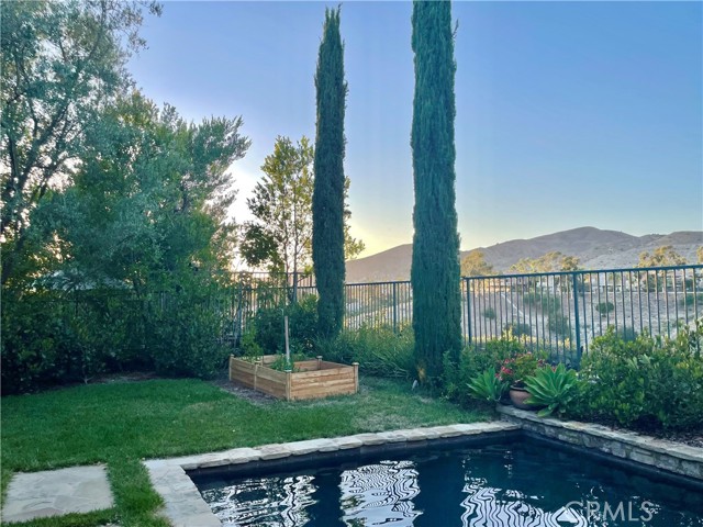 Detail Gallery Image 25 of 41 For 1 Espalier Dr, Lake Forest,  CA 92610 - 6 Beds | 3/1 Baths