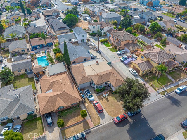 9324 Mandale Street, Bellflower, California 90706, ,Multi-Family,For Sale,Mandale,PW24241668