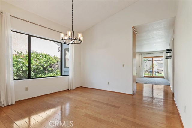 Detail Gallery Image 4 of 15 For 1616 Old Ranch, Camarillo,  CA 93012 - 3 Beds | 2 Baths