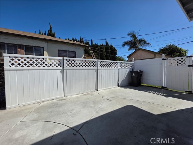 Detail Gallery Image 13 of 13 For 142 E 65th St, Los Angeles,  CA 90003 - 2 Beds | 1 Baths