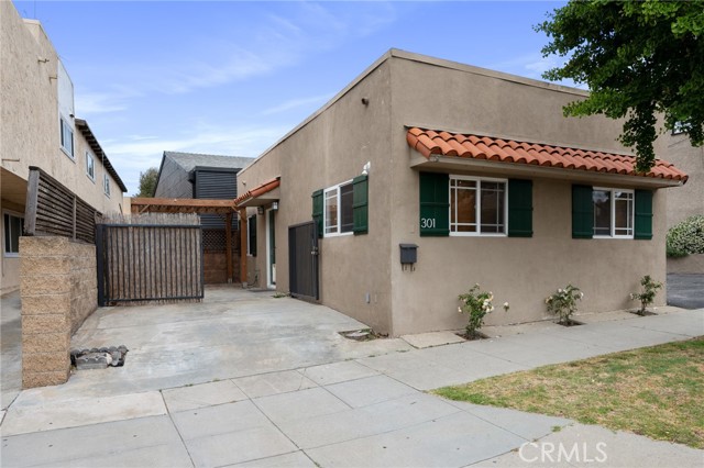 824 Torrance, Redondo Beach CA: https://media.crmls.org/medias/10fbadc7-4178-4b89-9856-c8052af21f2c.jpg