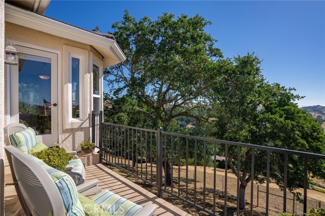Detail Gallery Image 6 of 43 For 14600 El Monte Rd, Atascadero,  CA 93422 - 3 Beds | 2 Baths
