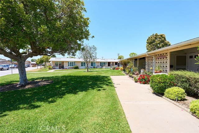 Detail Gallery Image 4 of 43 For 1570 Homewood 115d 115d,  Seal Beach,  CA 90740 - 1 Beds | 1 Baths