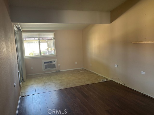 Detail Gallery Image 6 of 8 For 13390 Fairfield Lane 143i, Seal Beach,  CA 90740 - 1 Beds | 1 Baths