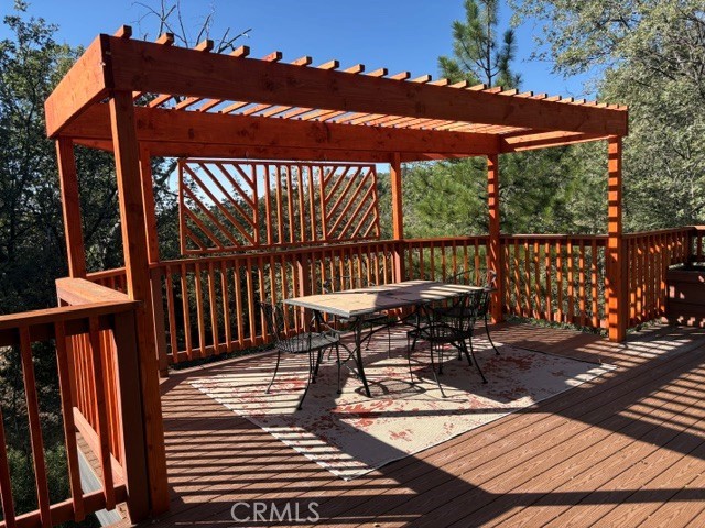1384 Golden Rule, Lake Arrowhead, CA 92352