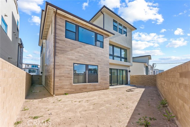 Detail Gallery Image 53 of 56 For 209 Stage, Irvine,  CA 92618 - 5 Beds | 5 Baths