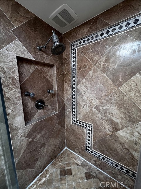 4621 Wayne Road, Corona del Mar CA: https://media.crmls.org/medias/11008d28-d5af-46de-ae49-5915eab6c8e9.jpg