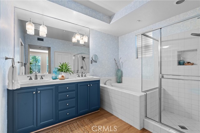 Detail Gallery Image 12 of 18 For 147 Lockford, Irvine,  CA 92602 - 2 Beds | 2 Baths