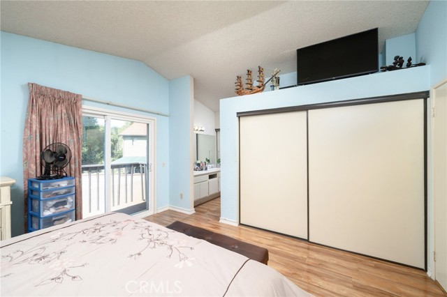 2341 N Palm Avenue, Rialto CA: https://media.crmls.org/medias/1101528f-f252-4f99-a6b5-c844c337aee0.jpg