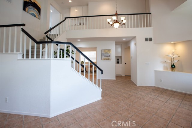 Detail Gallery Image 7 of 70 For 4866 Moon Crest Dr, Corona,  CA 92878 - 4 Beds | 3 Baths