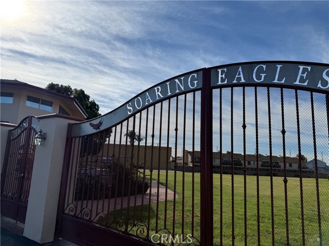 Image 30 of 48 For 405 S Azusa Ave