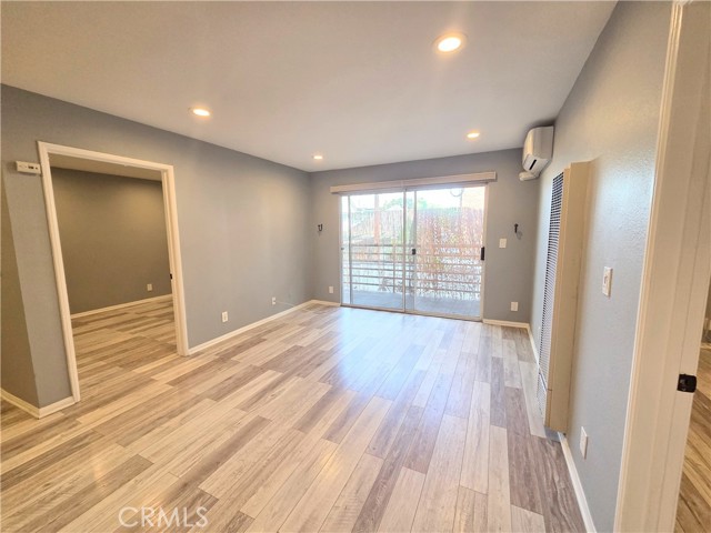 Detail Gallery Image 11 of 26 For 327 Chestnut, Long Beach,  CA 90802 - 2 Beds | 2 Baths