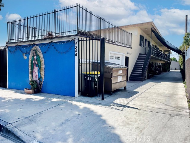 4346 Union Pacific Avenue, Los Angeles CA: https://media.crmls.org/medias/110363ec-9c45-445a-ac77-90b4ab79c4bf.jpg