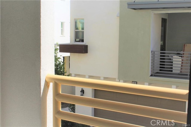 Detail Gallery Image 26 of 49 For 140 Paramount, Irvine,  CA 92618 - 3 Beds | 3/1 Baths