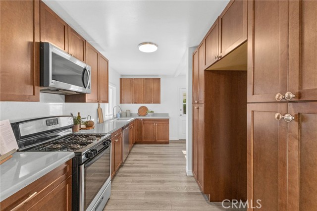 Detail Gallery Image 11 of 42 For 1410 S Olive, Santa Ana,  CA 92707 - 2 Beds | 1 Baths