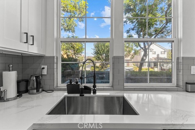 28 Albany, Ladera Ranch CA: https://media.crmls.org/medias/11050dbc-8700-4931-ab8b-c656aba80133.jpg