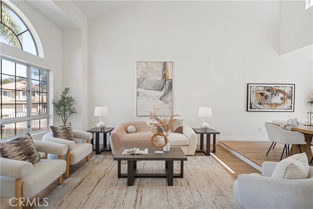 Detail Gallery Image 4 of 29 For 651 Radbury Pl, Diamond Bar,  CA 91765 - 4 Beds | 3 Baths