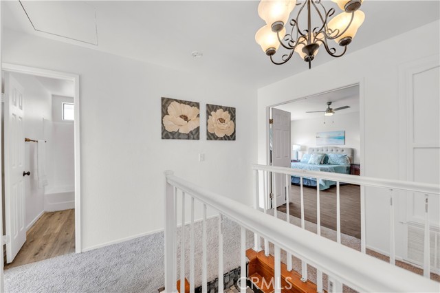 450 Anchor Way, Carlsbad CA: https://media.crmls.org/medias/11059b36-bd03-4312-874a-42f4a9528cd3.jpg