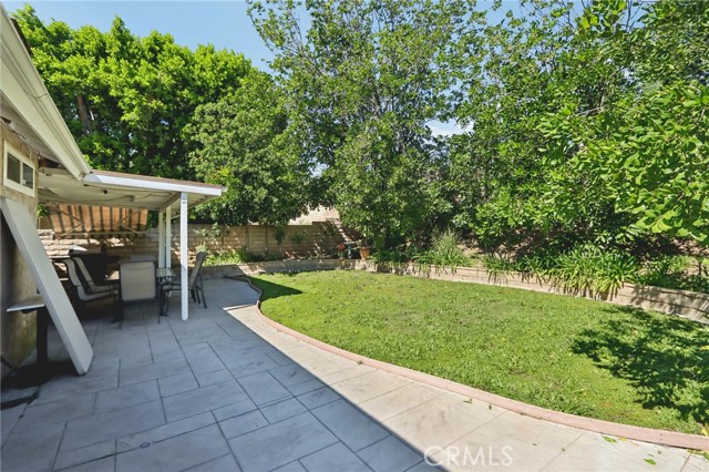 Detail Gallery Image 19 of 35 For 21811 Merridy St, Chatsworth,  CA 91311 - 2 Beds | 2 Baths