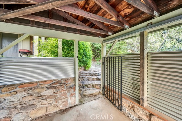 Detail Gallery Image 8 of 52 For 18528 North Shore Dr, Hidden Valley Lake,  CA 95467 - 3 Beds | 3 Baths