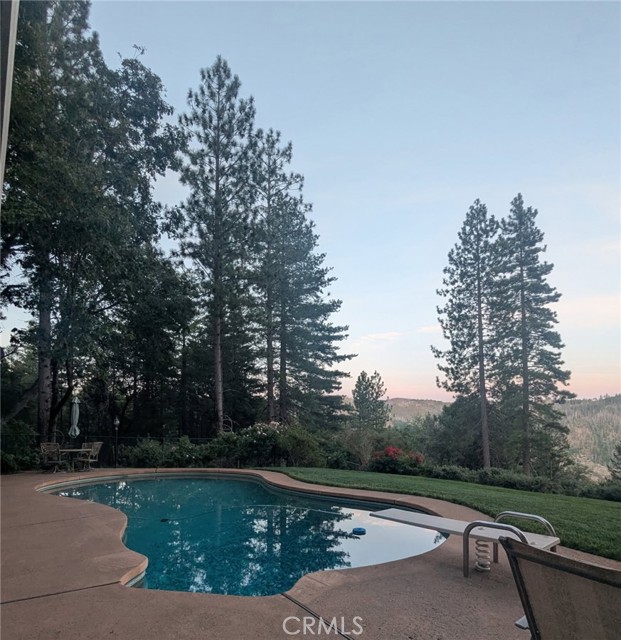 7070 Cedar Pines Trail, Magalia CA: https://media.crmls.org/medias/1106d036-33d1-4ac5-9c92-6bc68f55f7b7.jpg