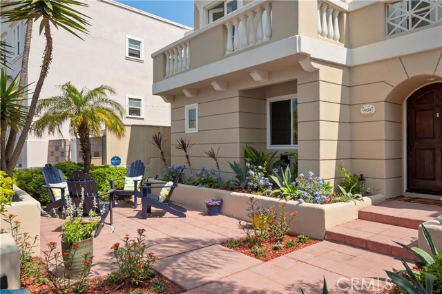 1636 Monterey Boulevard, Hermosa Beach, California 90254, 5 Bedrooms Bedrooms, ,3 BathroomsBathrooms,Residential,Sold,Monterey,SB21200020