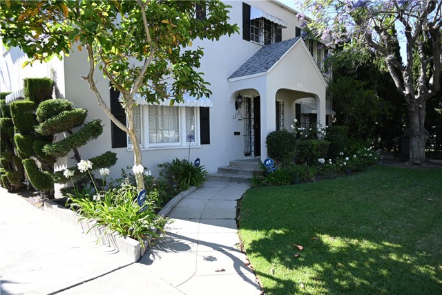 Image 3 for 2209 Buckingham Rd, Los Angeles, CA 90016
