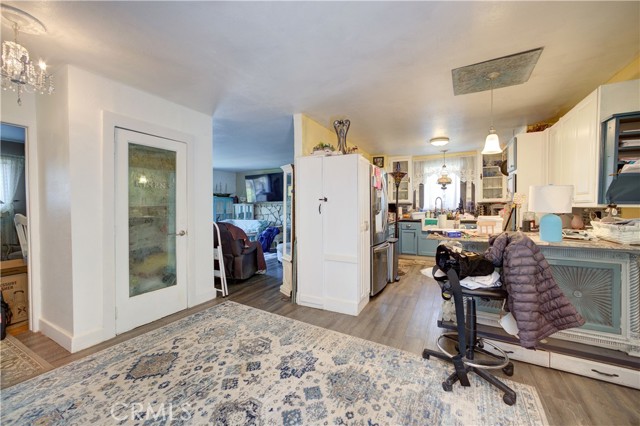 Detail Gallery Image 6 of 12 For 421 S O Pl, Lompoc,  CA 93436 - 4 Beds | 2 Baths