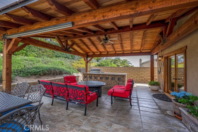 Detail Gallery Image 10 of 45 For 28643 Ponderosa St, Castaic,  CA 91384 - 5 Beds | 2/1 Baths