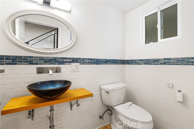 Detail Gallery Image 11 of 37 For 3329 Adina Dr, Los Angeles,  CA 90068 - 3 Beds | 3/1 Baths