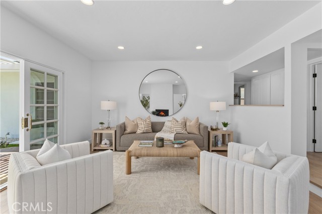 2045 Commodore Road, Newport Beach CA: https://media.crmls.org/medias/110abafd-5c56-4cfd-916a-f77cd55513d6.jpg