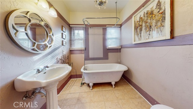 Guest Bath with Claw Foot Tub/Shower