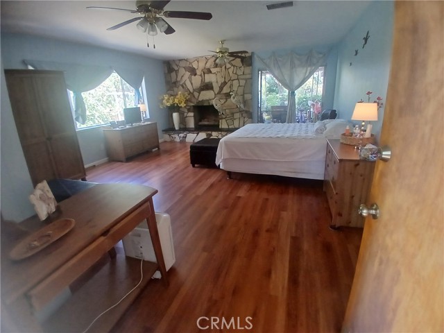 Detail Gallery Image 8 of 35 For 7650 Wilbur Ave, Reseda,  CA 91335 - 3 Beds | 1/1 Baths