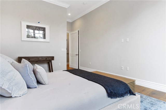 4635 Brewster Drive, Tarzana CA: https://media.crmls.org/medias/110b321b-f21f-4183-9d62-1ff41b511cc0.jpg