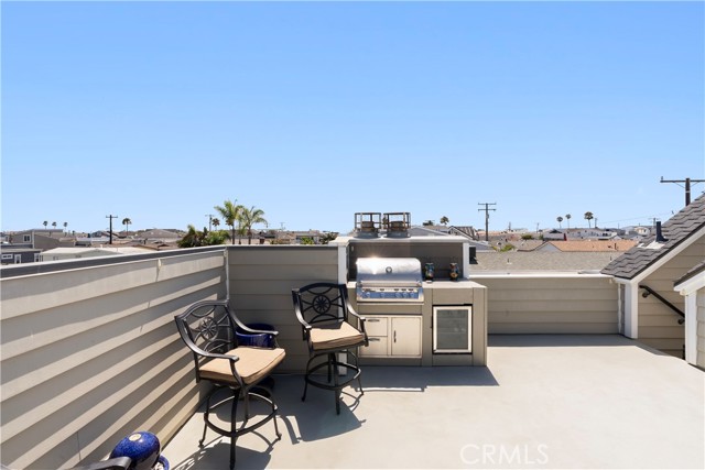 307 34th Street, Newport Beach CA: https://media.crmls.org/medias/110c95bc-a28a-4d78-a7d7-c0b2ca4272aa.jpg