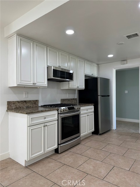 16408 Hayland Street, La Puente CA: https://media.crmls.org/medias/110d0eae-96b1-49b3-8636-09208408b84f.jpg
