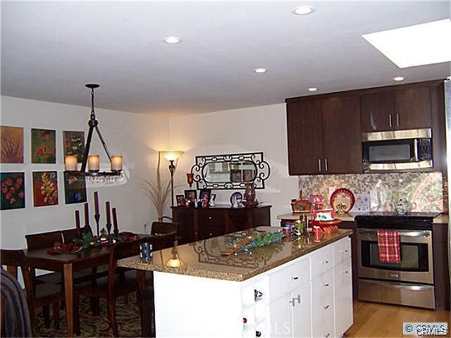 3135 Via Serena N, Laguna Woods CA: https://media.crmls.org/medias/110e2a1e-a1f9-457a-8d24-9eea1e92c6db.jpg
