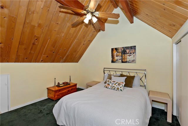 Detail Gallery Image 19 of 27 For 1068 Oak Ln, Lake Arrowhead,  CA 92326 - 3 Beds | 1/1 Baths