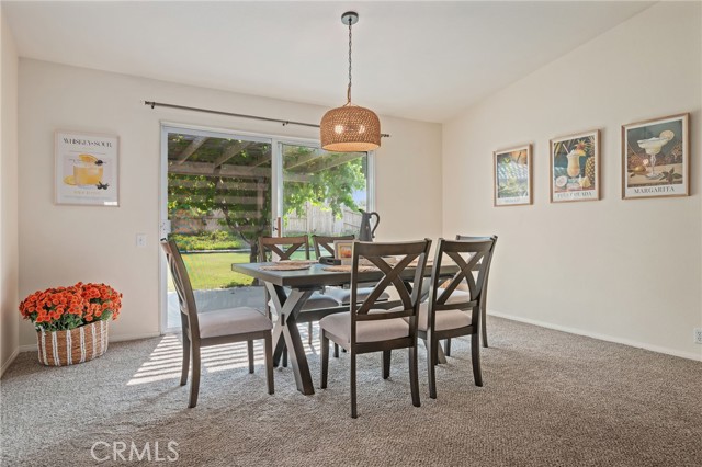 895 Vintage Way, Los Alamos CA: https://media.crmls.org/medias/110f20d2-b5a6-4e06-8a04-766a4e65211c.jpg