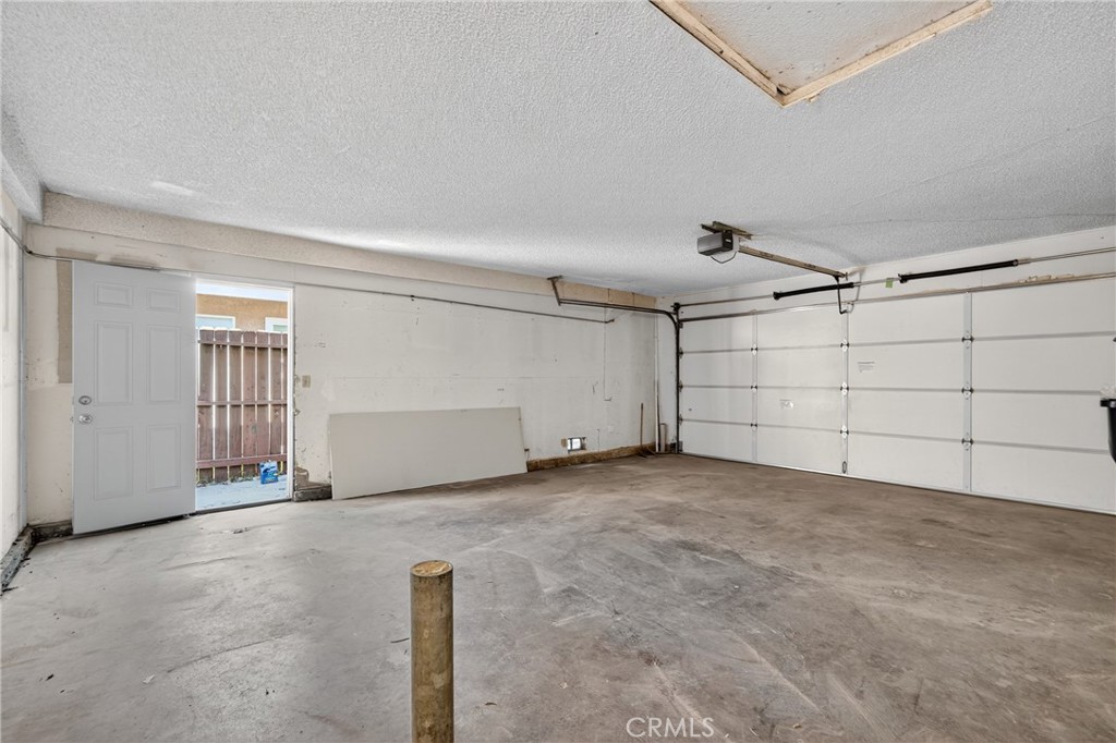 MLS #OC25244729 image #32