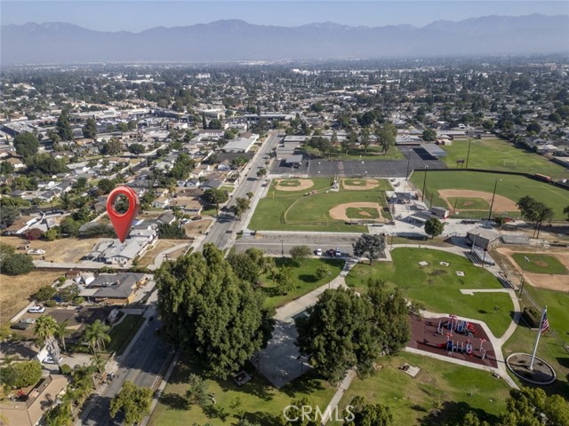 1123 S Walnut Avenue, West Covina CA: https://media.crmls.org/medias/111024c4-83d0-469e-9115-4c96cd1c9792.jpg