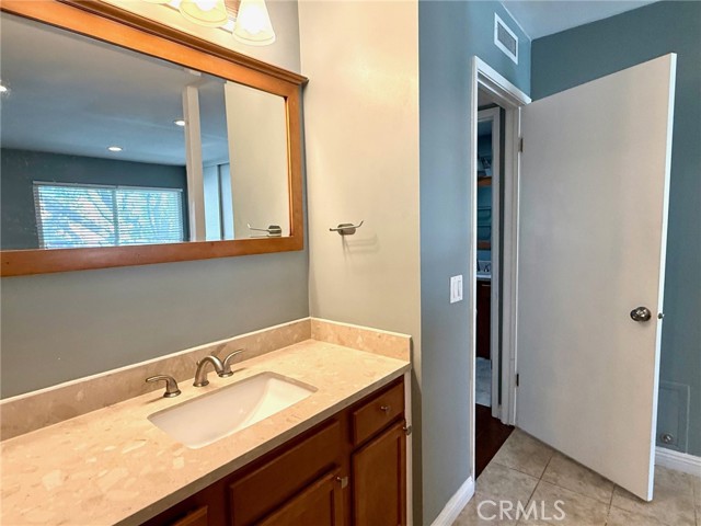 Detail Gallery Image 14 of 39 For 4194 Paseo De Oro, Cypress,  CA 90630 - 3 Beds | 2/1 Baths