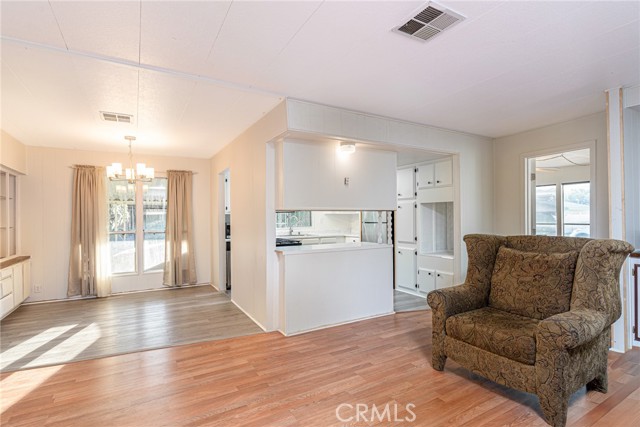 Detail Gallery Image 3 of 21 For 43703 Knight Ct, Hemet,  CA 92544 - 3 Beds | 2 Baths