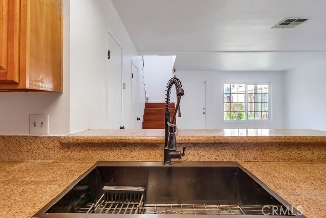 Detail Gallery Image 15 of 31 For 12235 Pine St #5,  Norwalk,  CA 90650 - 2 Beds | 2/1 Baths